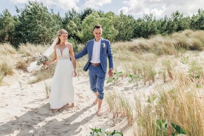Hochzeitsfotograf- Usedom-heiraten- Ahlbeck-Heringsdorf-Anklam-Zinnowitz-Hochzeit-Ostsee-Brautpaarshooting-Strand