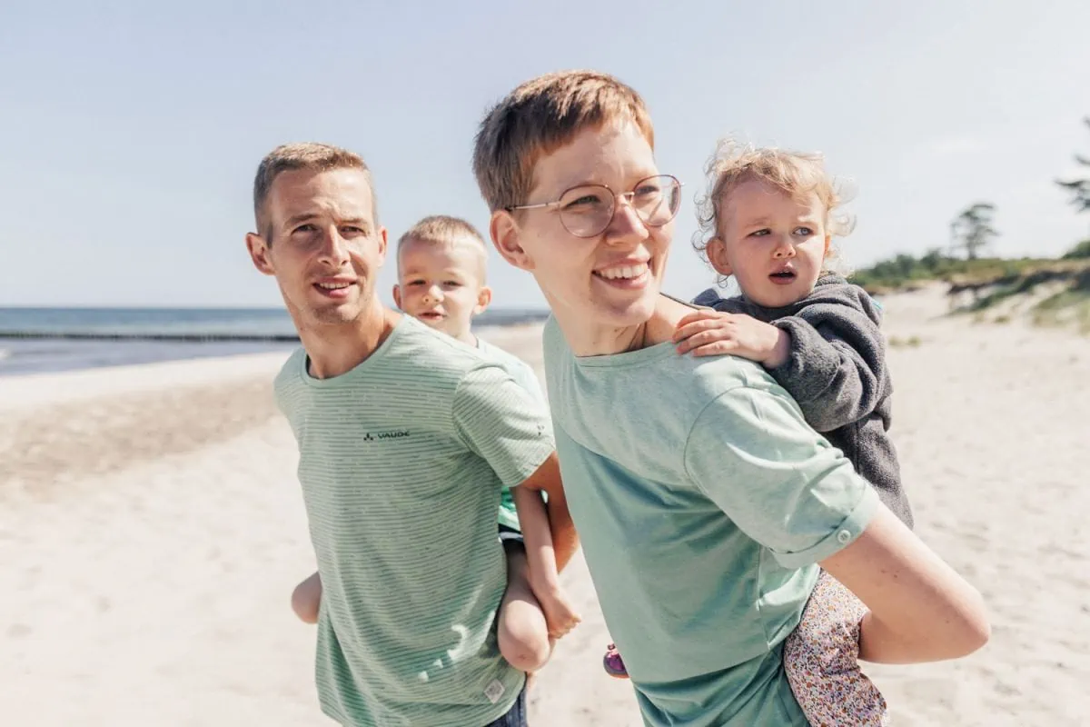 Familienfotos Rostock, Familienfotograf Rostock, Familienfotograf Rügen, Familienfotograf Hamburg, Familienfotos Rostock, Familienshooting Rostock, Babyfotos Rostock, Babyfotograf Rostock, Babybilder Rostock, Familienshooting an der Ostsee