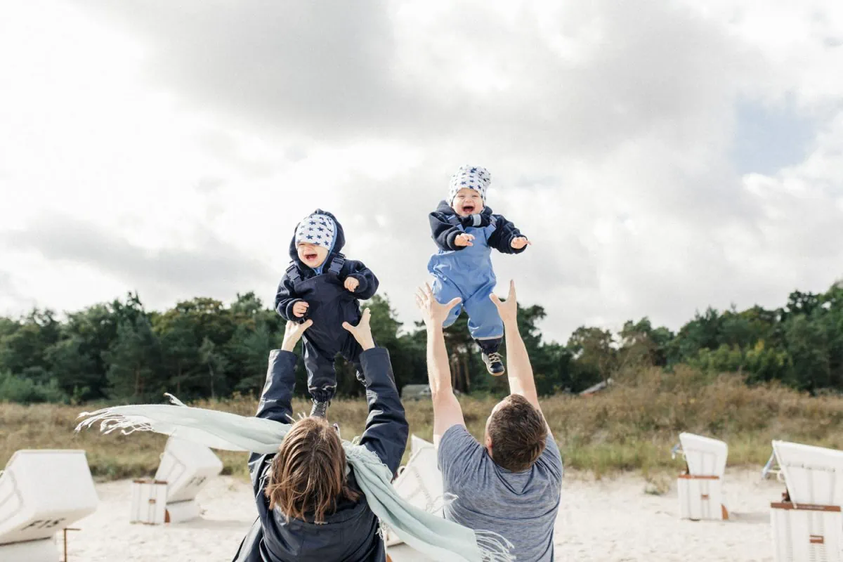 Familienfotos Rostock, Familienfotograf Rostock, Familienfotograf Rügen, Familienfotograf Hamburg, Familienfotos Rostock, Familienshooting Rostock, Babyfotos Rostock, Babyfotograf Rostock, Babybilder Rostock, Familienshooting an der Ostsee