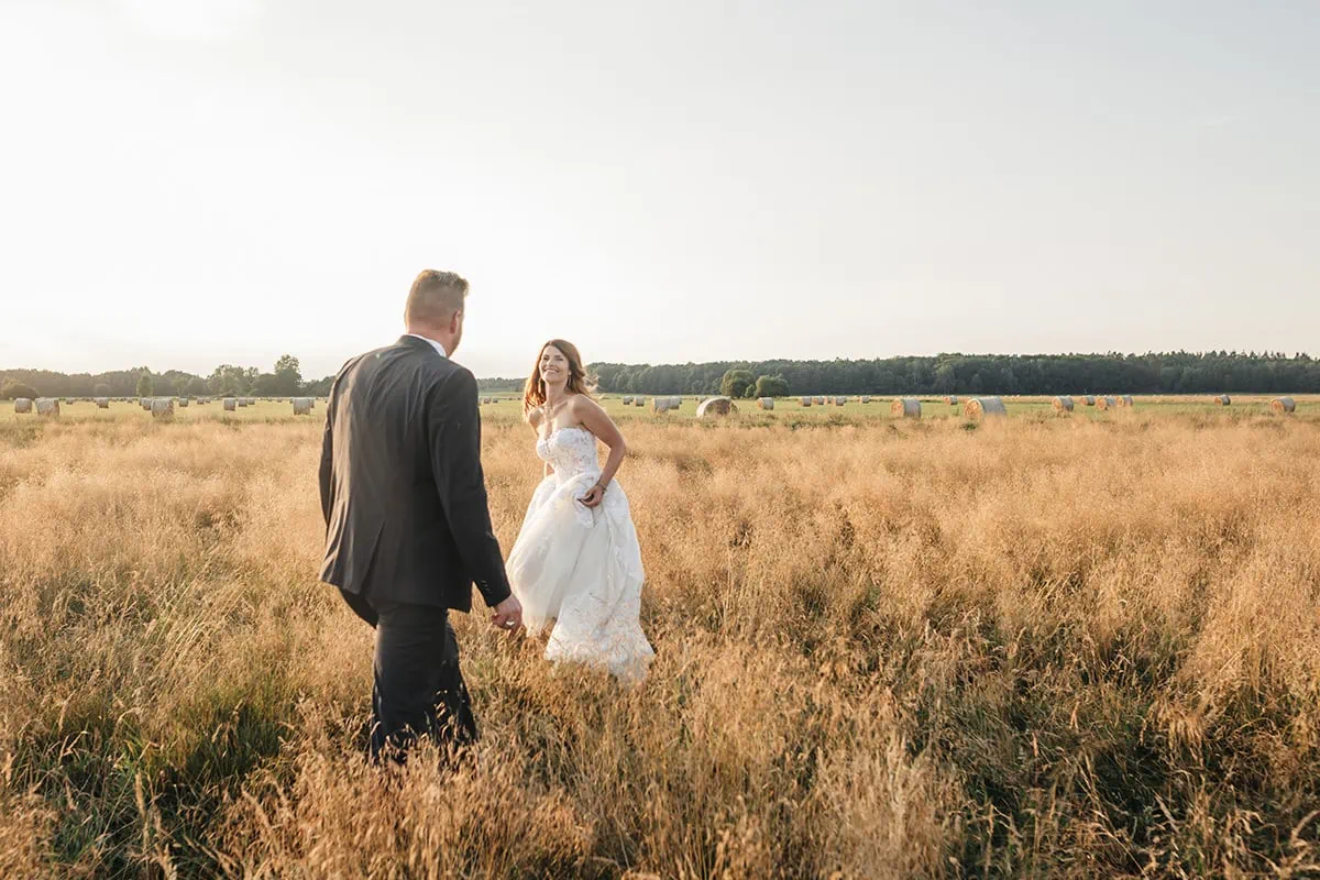 Hochzeitsfotos Rostock, Hochzeitsfotos Ruegen, Hochzeit Fotos Rostock, Hochzeitsfotograf Rostock, Hochzeitsfotografin Rostock, Hochzeitsfotograf Warnemuende, Hochzeitsfotograf Ruegen, Hochzeitsfotograf Usedom, Hochzeitsfotograf Zingst, Hochzeitsfotograf Ahrenshoop, Hochzeitsfotograf Stralsund, Hochzeitsfotograf Greifswald, Hochzeitsfotograf Kuehlungsborn, Hochzeitsfotograf Ostsee, Hochzeitsfotograf Dierhagen, Hochzeitsfotograf Mecklenburg Vorpommern, Hochzeitfotograf MV, Hochzeitsfotografie Rostock, Hochzeitsfotografie Ruegen, Hochzeitsbilder Rostock, fotograf hochzeit rostock, fotograf hochzeit ruegen, fotograf hochzeit usedom, hochzeitsfotografin ostsee, Brautpaarfotos Rostock, heiraten in MV, an der Ostsee heiraten, Hochzeitsfotograf Binz