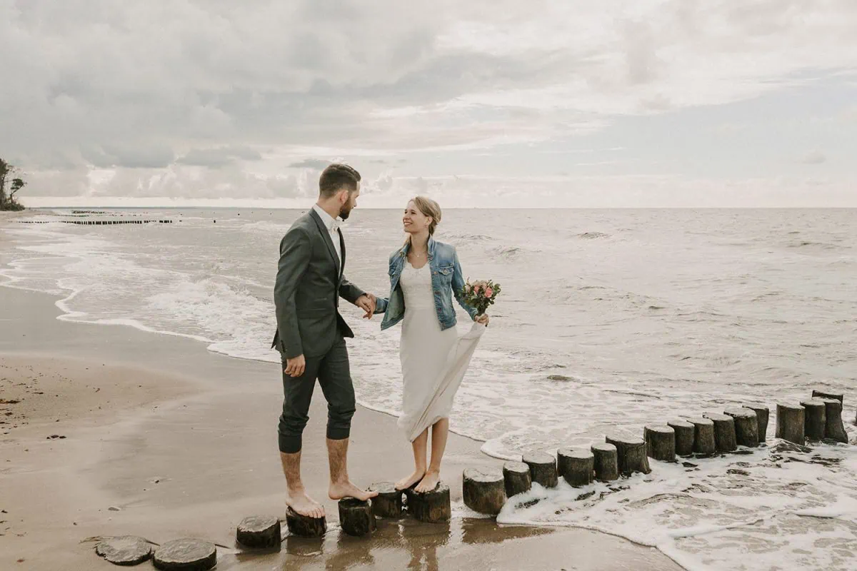 hochwertige Hochzeitsfotos Rostock, Hochzeitsfotograf Rostock, Hochzeitsfotograf Warnemuende, Hochzeitsfotograf Nienhagen, Hochzeit Fotos Rostock, Hochzeitsfotografin Rostock, hochwertig, Rostock, Ostsee, Strand, Mecklenburg Vorpommern, Hochzeitsfotografie Rostock, Hochzeitsbilder Rostock, fotograf hochzeit rostock, fotograf hochzeit rostock, fotograf rostock , hochzeitsfotografin ostsee, Brautpaarfotos,, heiraten in MV, an der Ostsee heiraten, hochzeit usedom