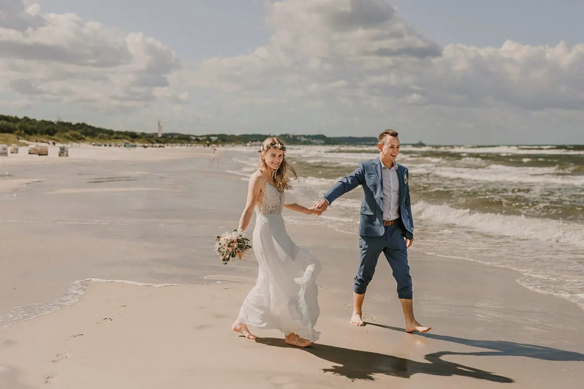 hochwertige Hochzeitsfotos Rostock, Hochzeitsfotograf Rostock, Hochzeitsfotograf Warnemuende, Hochzeitsfotograf Nienhagen, Hochzeit Fotos Rostock, Hochzeitsfotografin Rostock, hochwertig, Rostock, Ostsee, Strand, Mecklenburg Vorpommern, Hochzeitsfotografie Rostock, Hochzeitsbilder Rostock, fotograf hochzeit rostock, fotograf hochzeit rostock, fotograf rostock , hochzeitsfotografin ostsee, Brautpaarfotos,, heiraten in MV, an der Ostsee heiraten, hochzeit usedom
