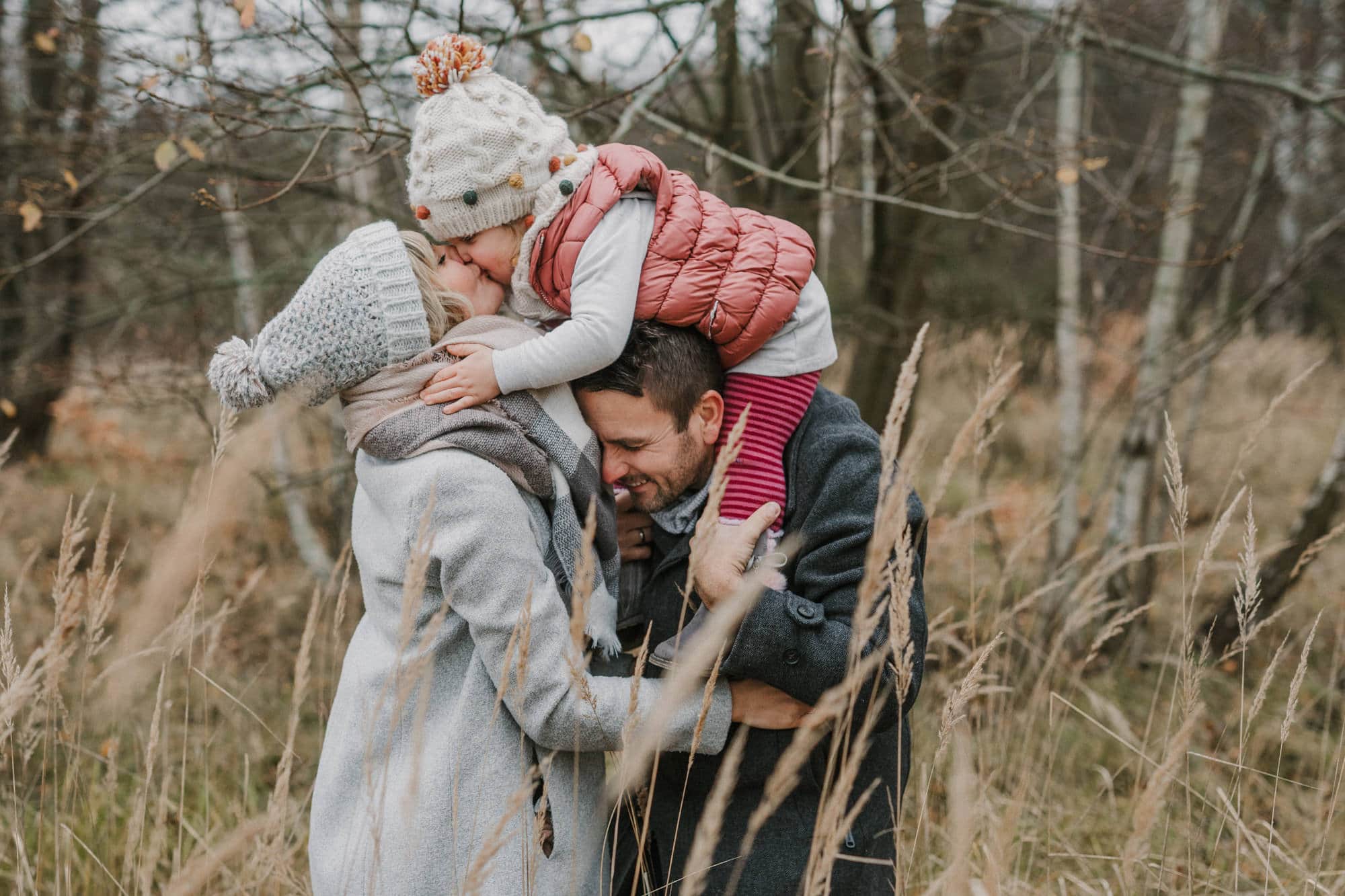 Familienshooting Rostock, Familienfotos Rostock, Familienfotograf Rostock, Familienfotos draußen, Familienshooting im Winter, Familienshooting im Herbst, natülriche Familienfotos