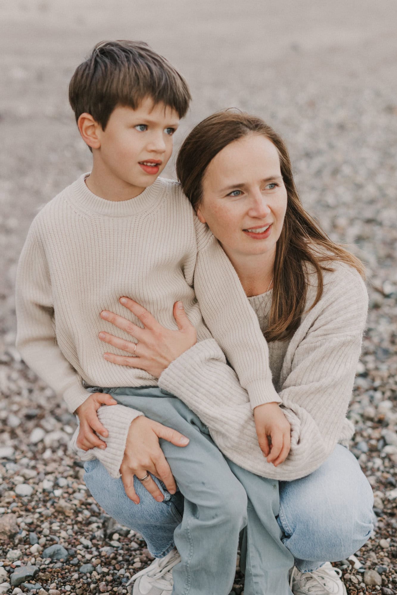 Familienshooting Hamburg, Familienfotos Rostock, Familienfotograf Rostock, Familienfotograf Hamburg, Fischbeker Heide, Familienfotos Rostock, Familienshooting Rostock, Familienshooting Elbstrand, Familienfotos draußen