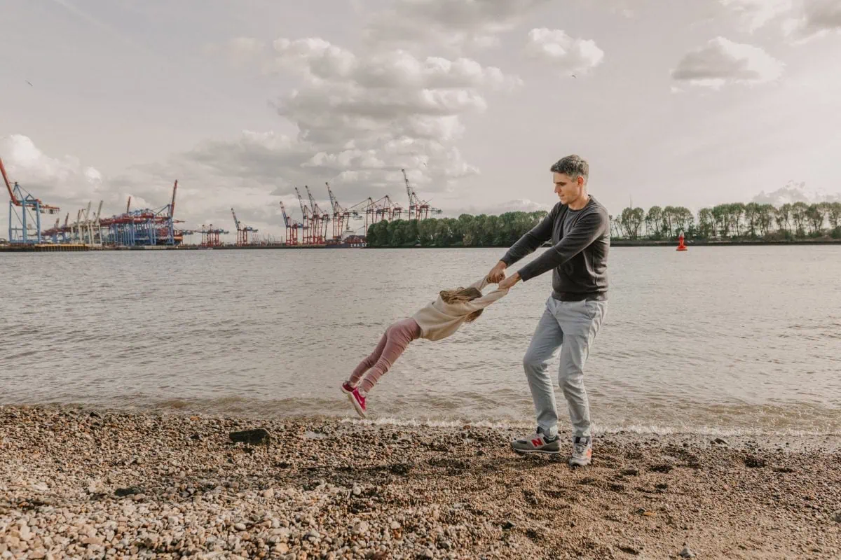 Familienshooting Hamburg, Familienfotos Rostock, Familienfotograf Rostock, Familienfotograf Hamburg, Fischbeker Heide, Familienfotos Rostock, Familienshooting Rostock, Familienshooting Elbstrand, Familienfotos draußen