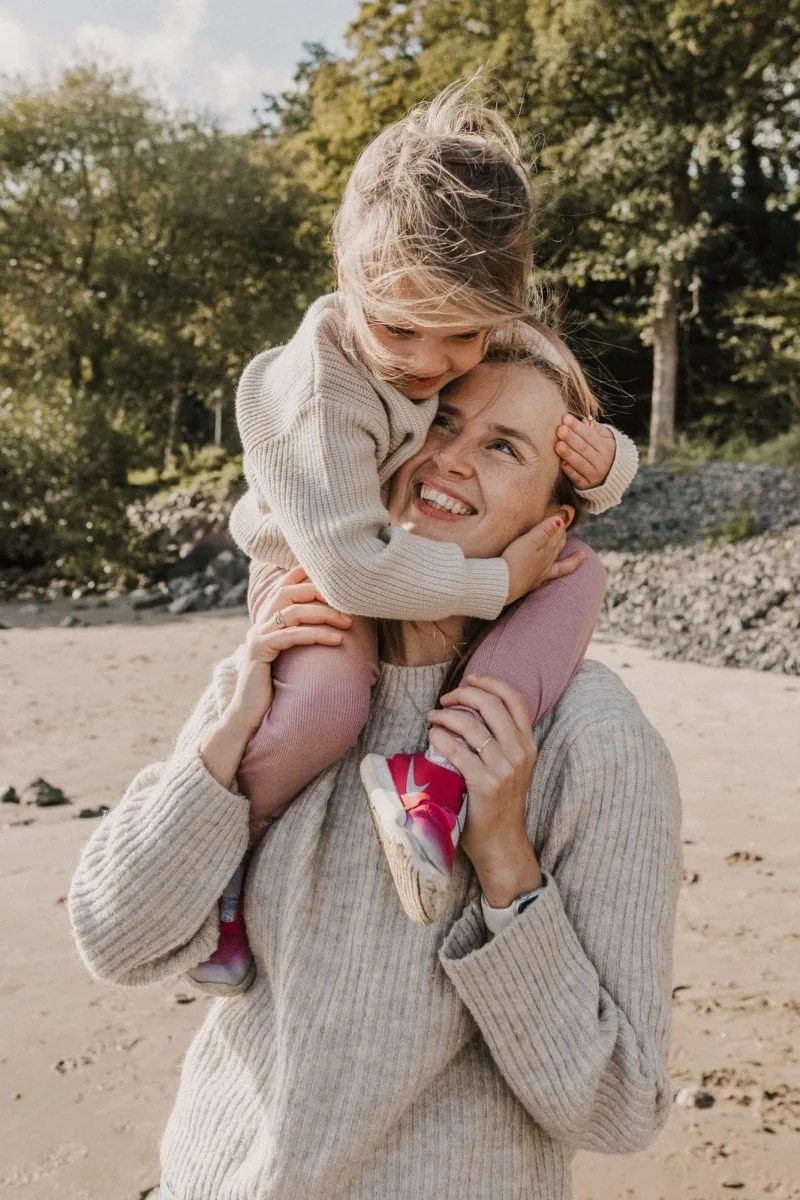 Familienshooting Hamburg, Familienfotos Rostock, Familienfotograf Rostock, Familienfotograf Hamburg, Fischbeker Heide, Familienfotos Rostock, Familienshooting Rostock, Familienshooting Elbstrand, Familienfotos draußen