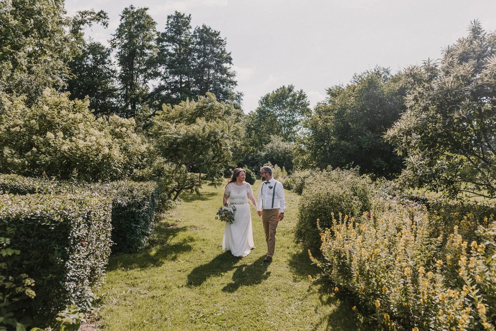 Hochzeitsfotograf Rostock; hochwertige Hochzeitsfotos Rostock; Hochzeit Fotos Rostock; Hochzeitsfotografin Rostock; Hochzeitsfotograf Mecklenburg Vorpommern; Hochzeitfotograf MV; Hochzeitsfotografie Rostock; Hochzeitsbilder Rostock; fotograf hochzeit rostock; Brautpaarfotos Rostock; heiraten in MV; Rosenhof Groß Siemen