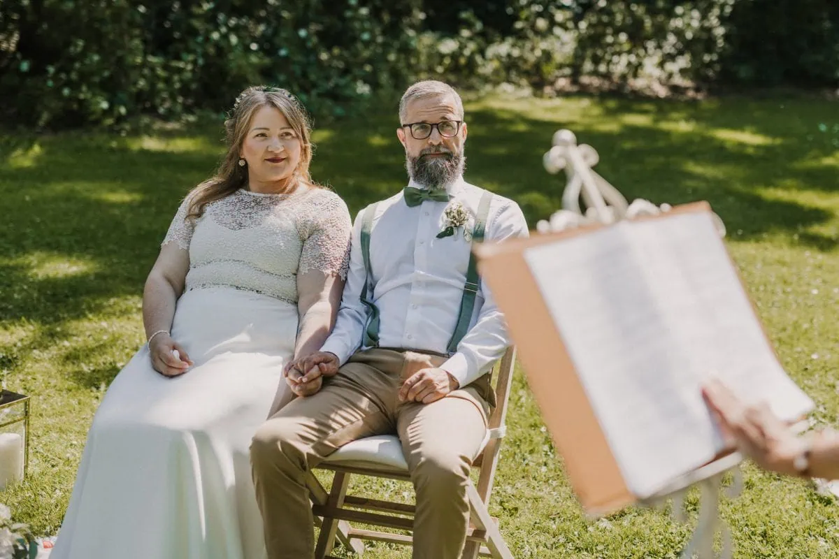 Hochzeitsfotograf Rostock; hochwertige Hochzeitsfotos Rostock; Hochzeit Fotos Rostock; Hochzeitsfotografin Rostock; Hochzeitsfotograf Mecklenburg Vorpommern; Hochzeitfotograf MV; Hochzeitsfotografie Rostock; Hochzeitsbilder Rostock; fotograf hochzeit rostock; Brautpaarfotos Rostock; heiraten in MV; Rosenhof Groß Siemen