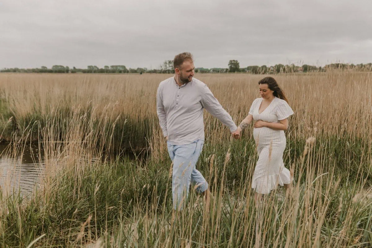 babybauchshooting rostock, babybauchfotos rostock,fotografin babybauch rostock, paarfotos rerik, paarfotografin rerik, paarfotografin rostock, paarfotos rostock, paarshooting rostock, pärchenfotos rostock, schwangerschaftsfotografie rostock, babybauchshooting rügen, schwangerschaftsshooting rostock