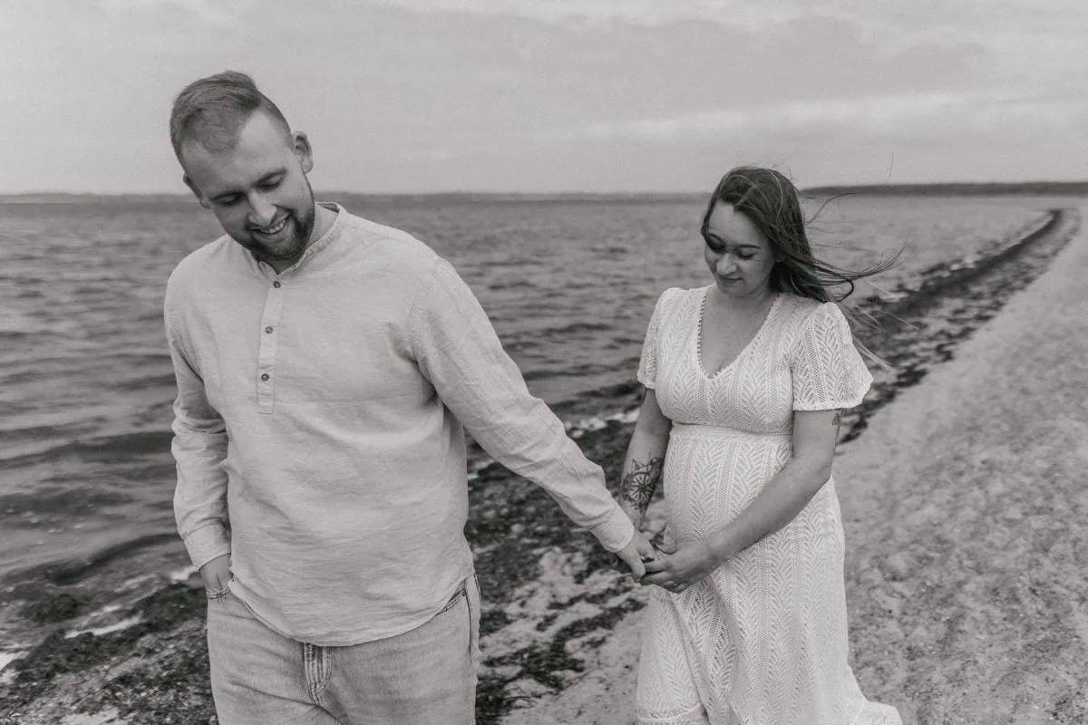 babybauchshooting rostock, babybauchfotos rostock,fotografin babybauch rostock, paarfotos rerik, paarfotografin rerik, paarfotografin rostock, paarfotos rostock, paarshooting rostock, pärchenfotos rostock, schwangerschaftsfotografie rostock, babybauchshooting rügen, schwangerschaftsshooting rostock