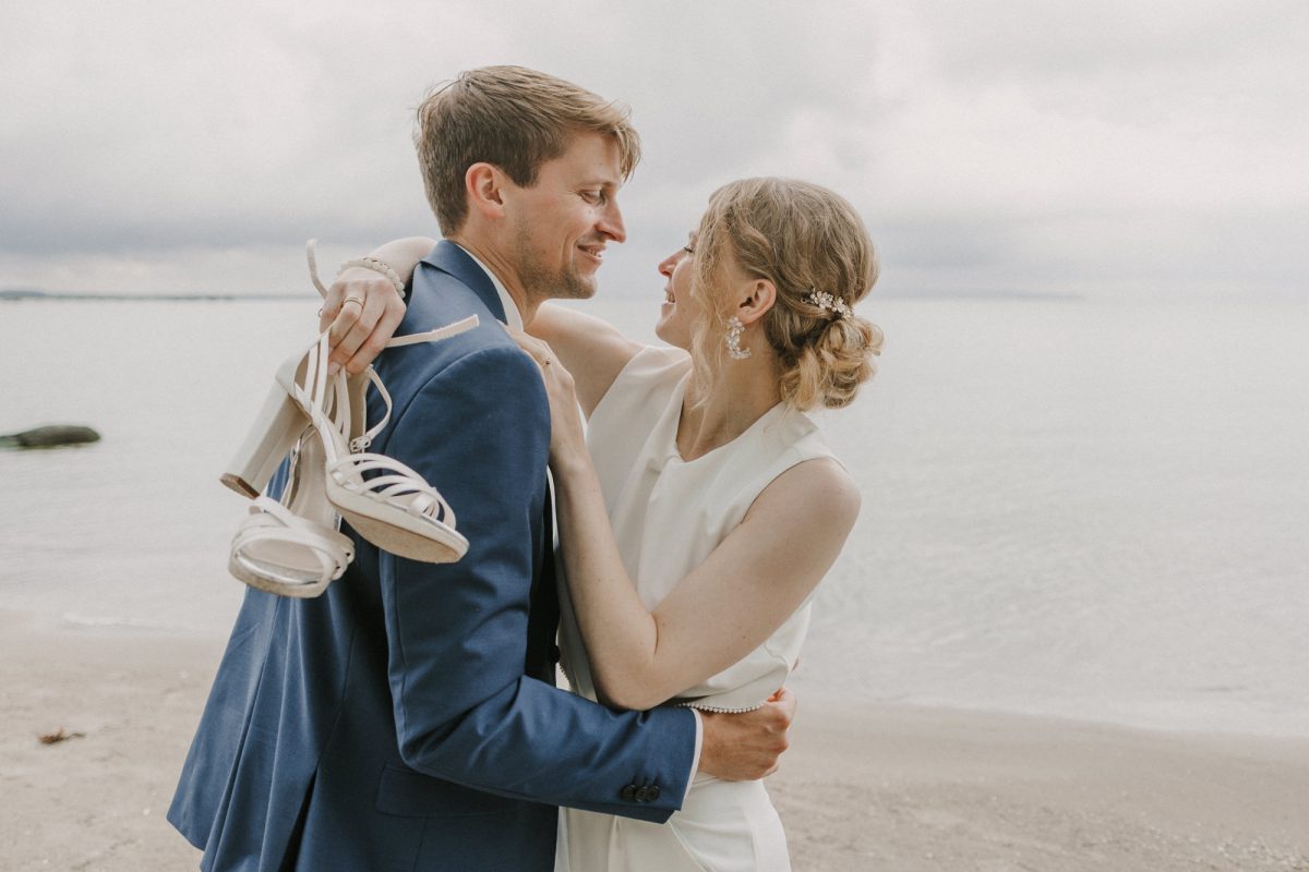 hochzeitsfotograf ruegen, hochzeitsfotografin ruegen, hochzeitsbilder ruegen, hochzeitsfotos ruegen, hochzeitsfotograf binz, hochzeitsfotografin binz, hochzeitsfotos binz, hochzeitsbilder binz, stranhochzeit ruegen, strandhochzeit binz, heiraten an der ostsee, müther turm, besondere hochzeitsfotos, trauung am meer