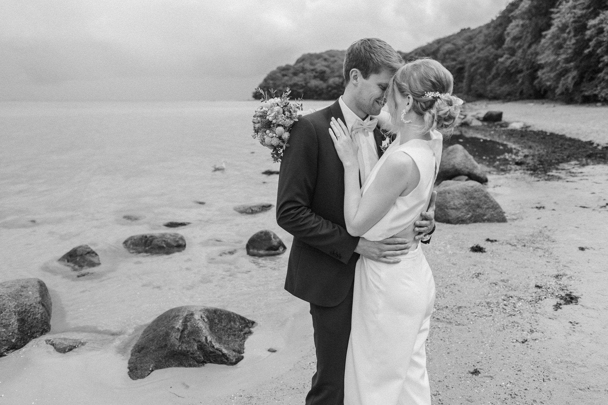 hochzeitsfotograf ruegen, hochzeitsfotografin ruegen, hochzeitsbilder ruegen, hochzeitsfotos ruegen, hochzeitsfotograf binz, hochzeitsfotografin binz, hochzeitsfotos binz, hochzeitsbilder binz, stranhochzeit ruegen, strandhochzeit binz, heiraten an der ostsee, müther turm, besondere hochzeitsfotos, trauung am meer