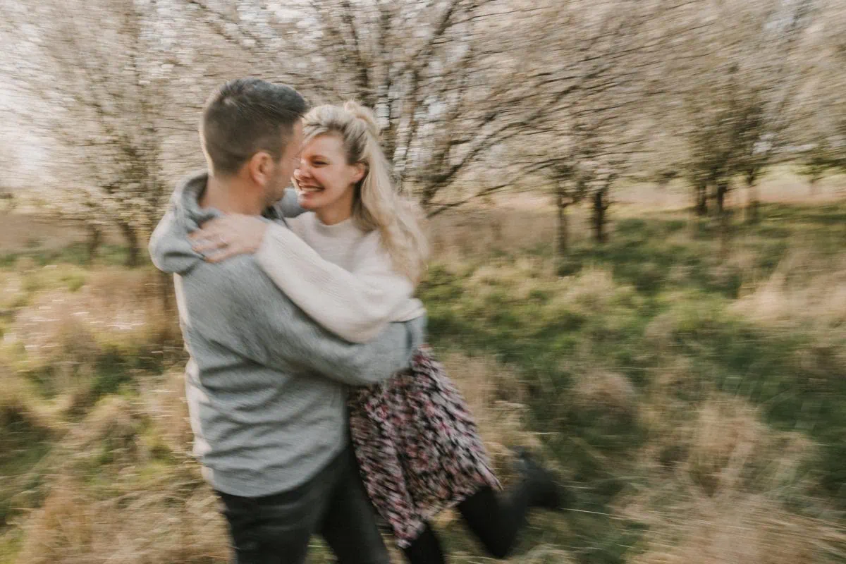 Paarfotos Rostock, Paerchenfotos Rostock, Paarfotograf Rostock, romantische Paarbilder Rostock, Pärchenfotos Strand, Babybauchfotos mit Partner, Gutschein für ein Paarshooting Rostock, Paarshooting Strand, Fotoshooting Paare Rostock; Fotoshooting Paare Hamburg, Fotoshooting Paare MV